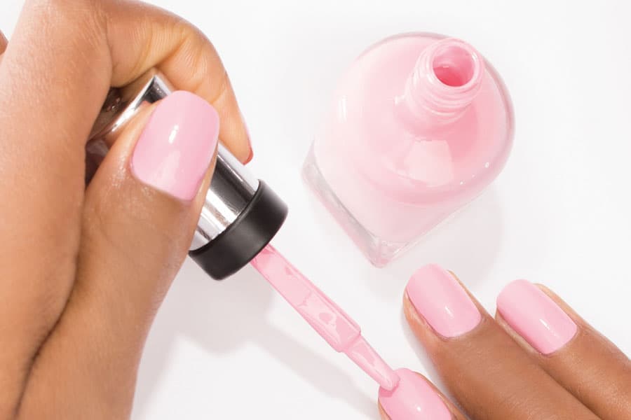 Stop this Manicure Mishap: How to Avoid Nail Polish Bubbles
